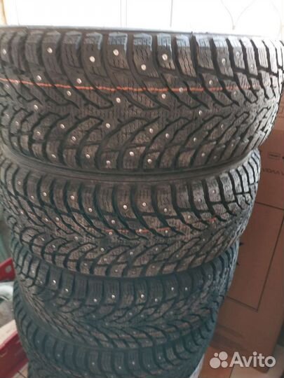 Nokian Tyres Hakkapeliitta 9 205/55 R16