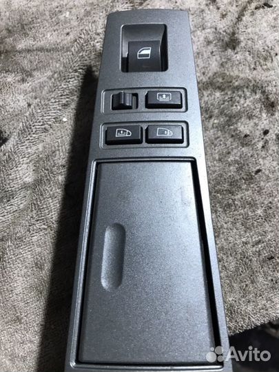Блок кнопок стеклоподъемника на Бмв Е65/66 735Li
