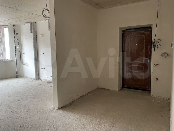 2-к. квартира, 82,1 м², 2/4 эт.