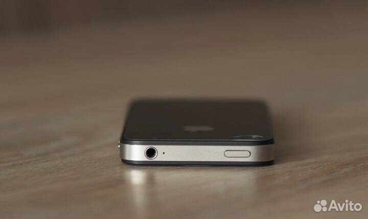 iPhone 4S, 16 ГБ