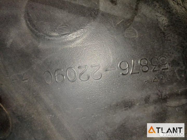 Подкрылок передний левый toyota mark II