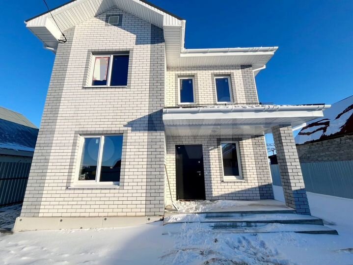 Дом 140 м² на участке 8 сот.