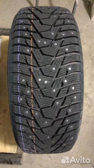 Hankook Winter I'Pike RS2 W429 235/45 R18 98T