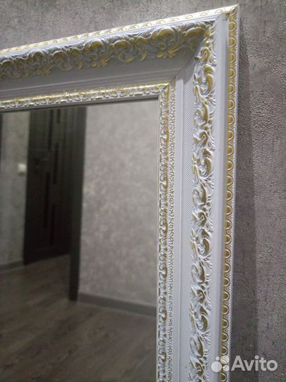 Зеркало настенное