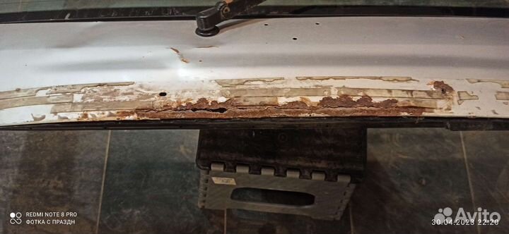 Дверь багажника верхняя Тойота Ленд Крузер 100