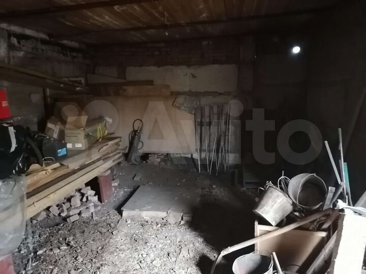 Гараж, > 30 м²