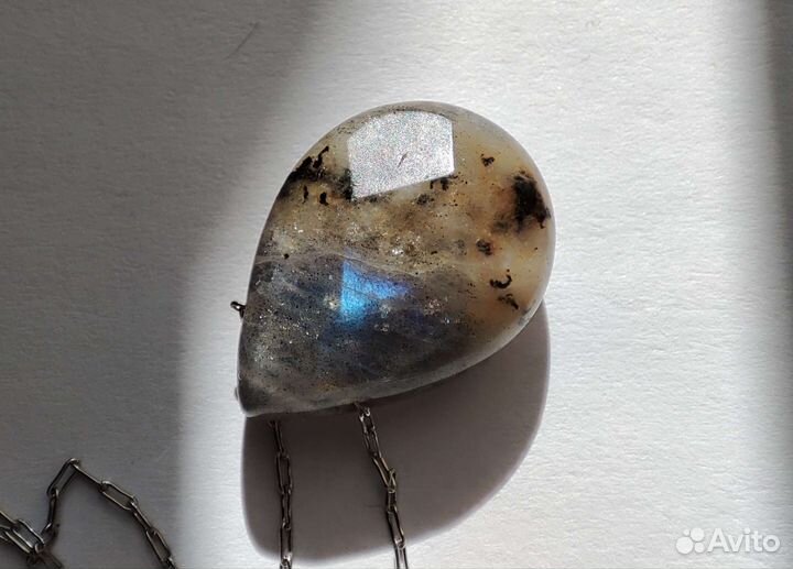 Кулон из Лабрадорита на цепочке