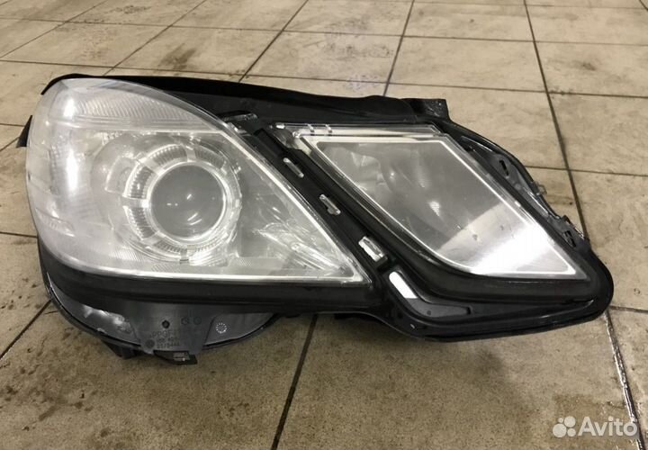 Правая фара галоген mercedes w212
