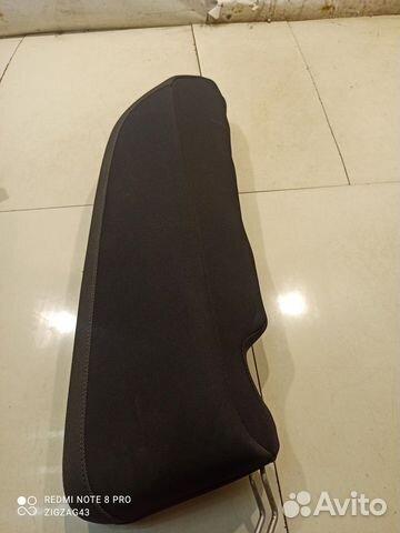 Поддерживающая спинка заднего сидения(правая)