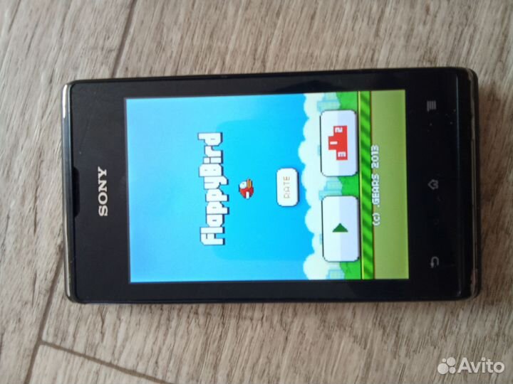 Sony Xperia E, 4 ГБ