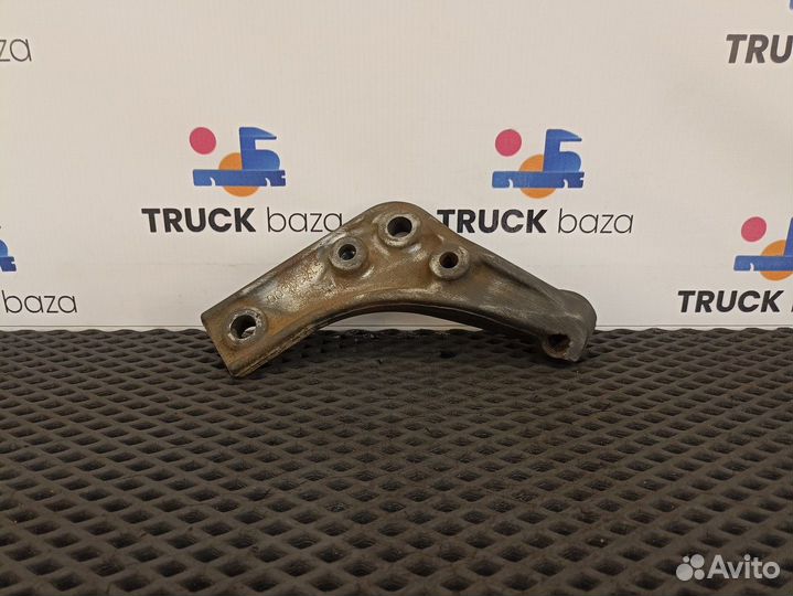 1790900 Кронштейн бампера левый Scania 5-series