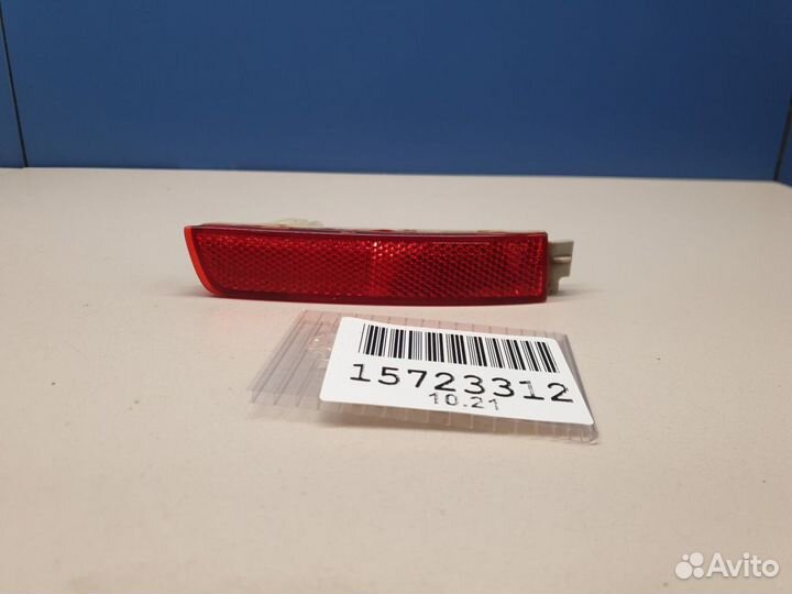 Отражатель в бампер задний левый Nissan Juke 2010