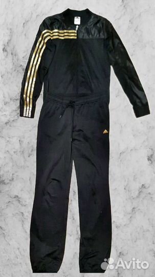 Спортивный костюм Adidas женский