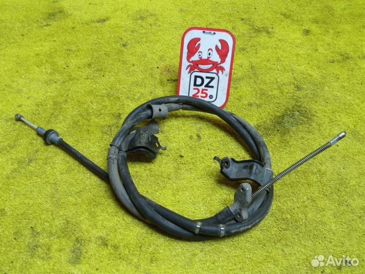 Тросик ручника задний левый Toyota Land Cruiser