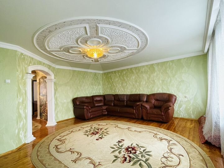 3-к. квартира, 110 м², 7/11 эт.