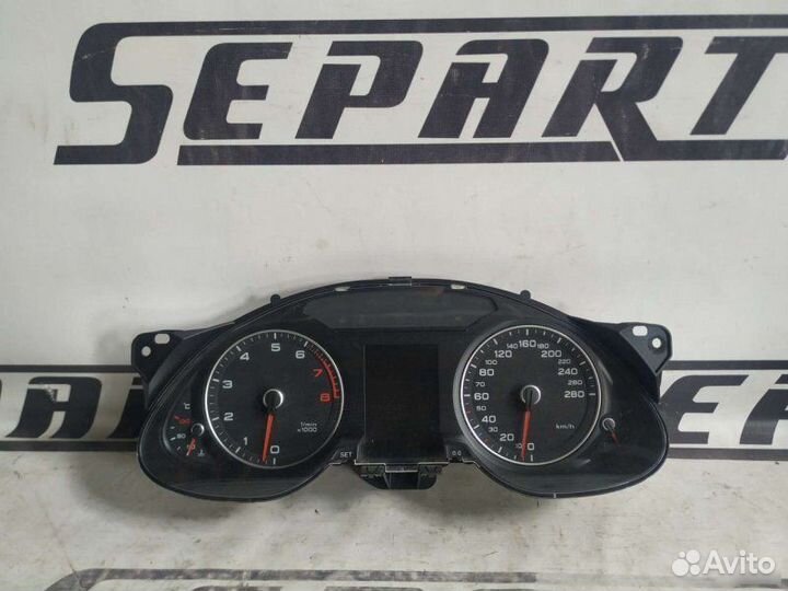 Приборная панель Audi A4 B8