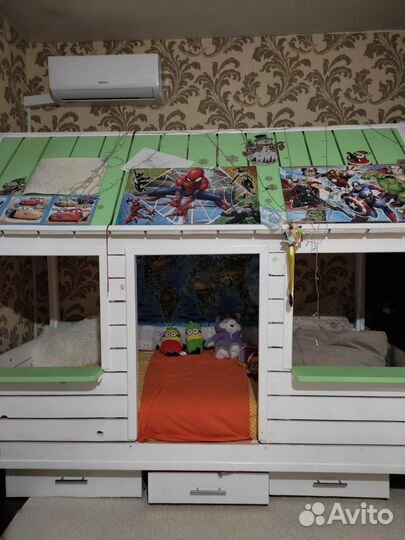 Домик кровать