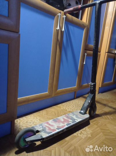 Трюковой самокат