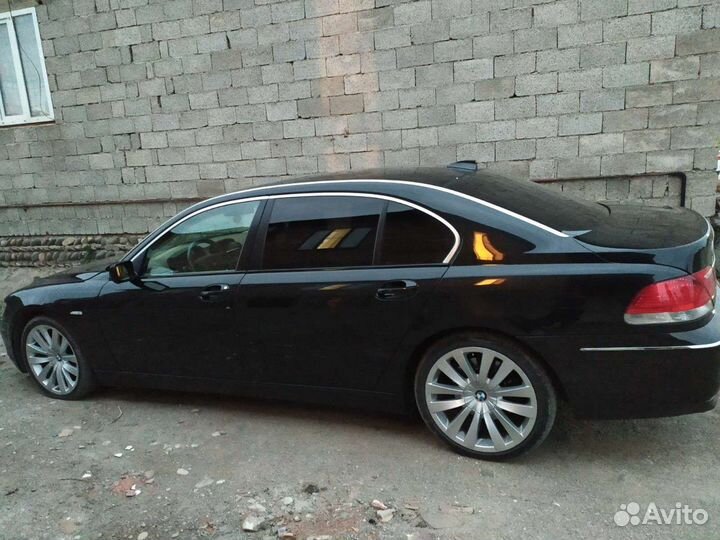Мотор BMW 7