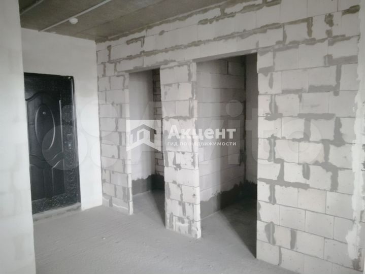 2-к. квартира, 68,3 м², 10/17 эт.