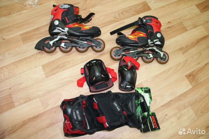 Роликовые коньки Rocer и полный набор защиты
