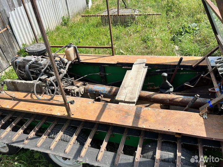 Гусеничный вездеход