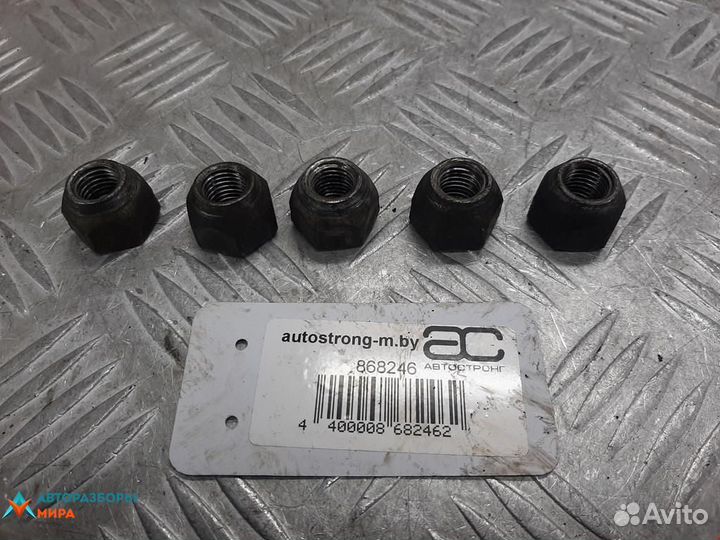 Болт колесный Toyota Sienna 2 рест. 2007