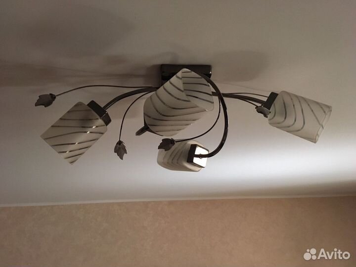 Светильник потолочный