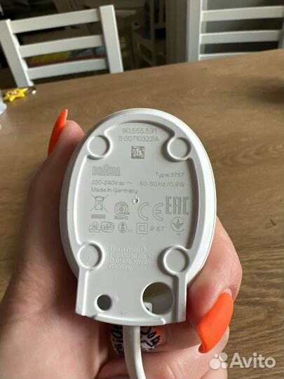 Электронная зубная щетка