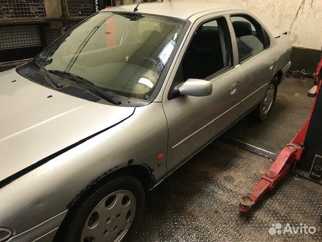 Разбор на запчасти Ford Mondeo 1