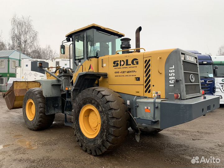 Фронтальный погрузчик SDLG (LGCE) LG956L, 2011