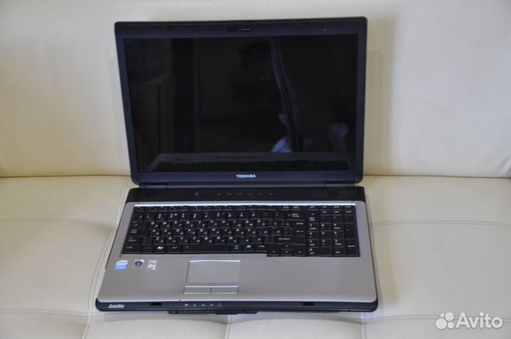 Toshiba Satellite L350-146 на запчасти
