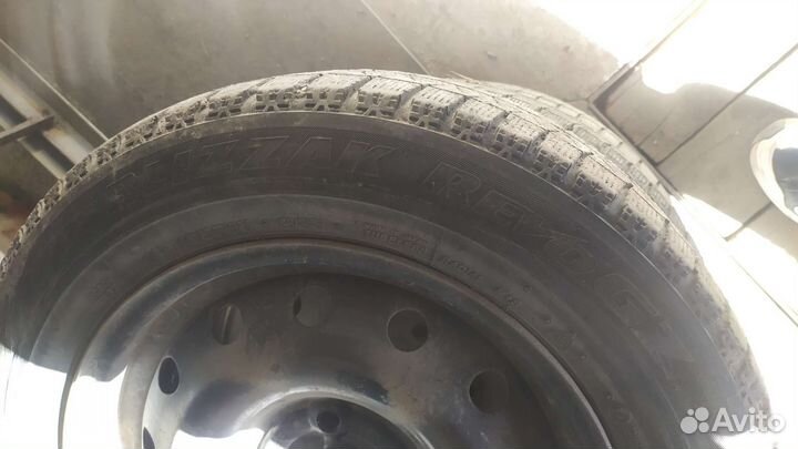 Bridgestone Blizzak Revo GZ 185/65 R15 88S