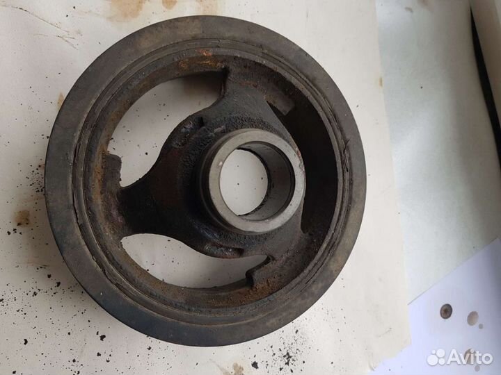 Шкиф коленвала chevrolet tahoe