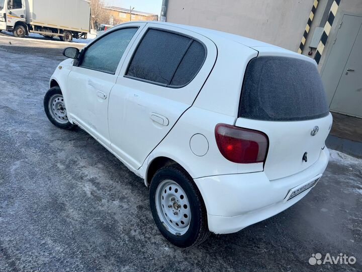 Toyota Vitz 1.0 AT, 2001, 250 000 км