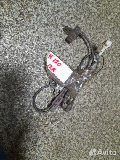 Датчик ABS передний правый Toyota Corolla E120