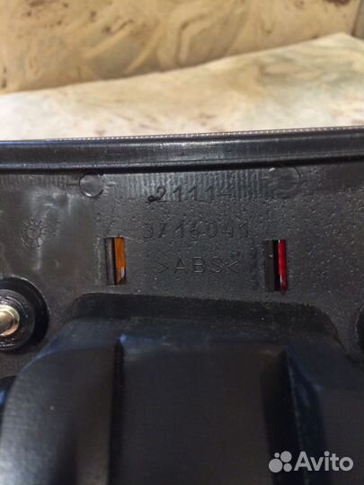 Задний фонарь ваз 2111