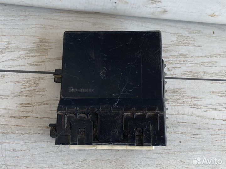 Toyota Land Cruisers 200 Блок управления климата