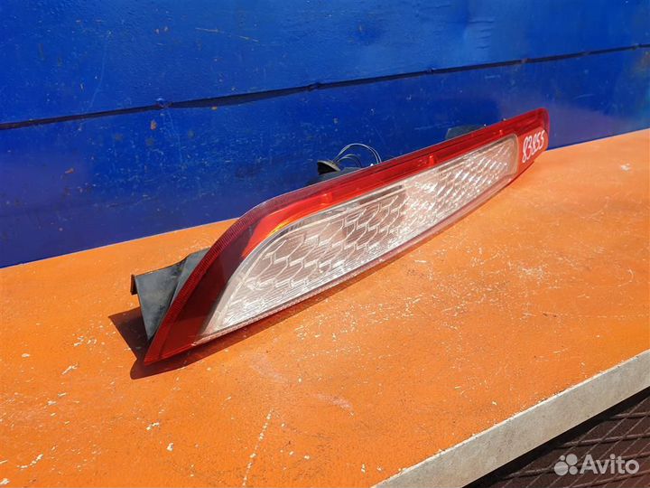 Фонарь левый Ford Focus 2+ 2008-2011 1520769