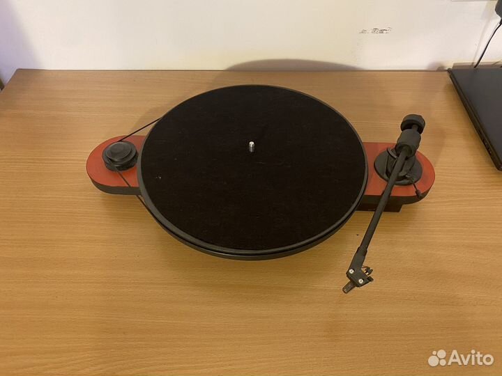 Виниловый проигрыватель pro ject Elemental