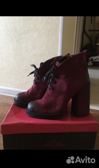 Ботильоны новые