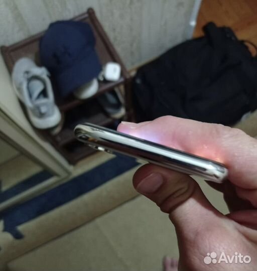 iPhone X, 64 ГБ