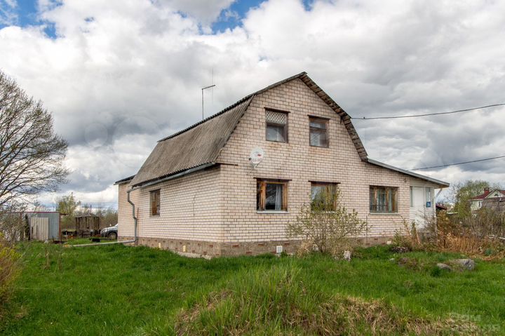 Дом 200 м² на участке 17 сот.