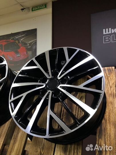 Khomen Wheels 7x17/5x114,3 ET50 D67,1 KHW1717