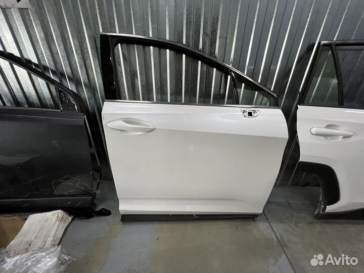 Передняя правая дверь Лексус рх 4