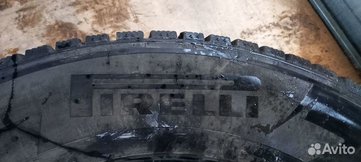 Pirelli Ice Zero 285/60 R18