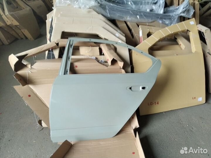 Дверь задняя левая Skoda Octavia A7