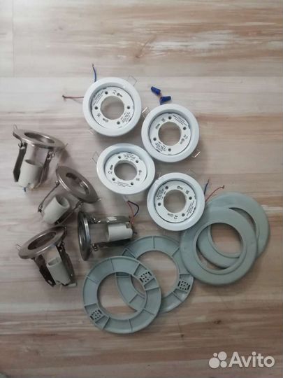 Светильники встраиваемые