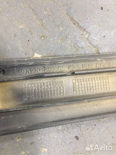 Молдинг двери передней левой Mercedes S430L W220