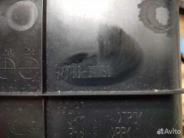 Обшивка двери задняя левая Lexus Is250 XE20 1GFE